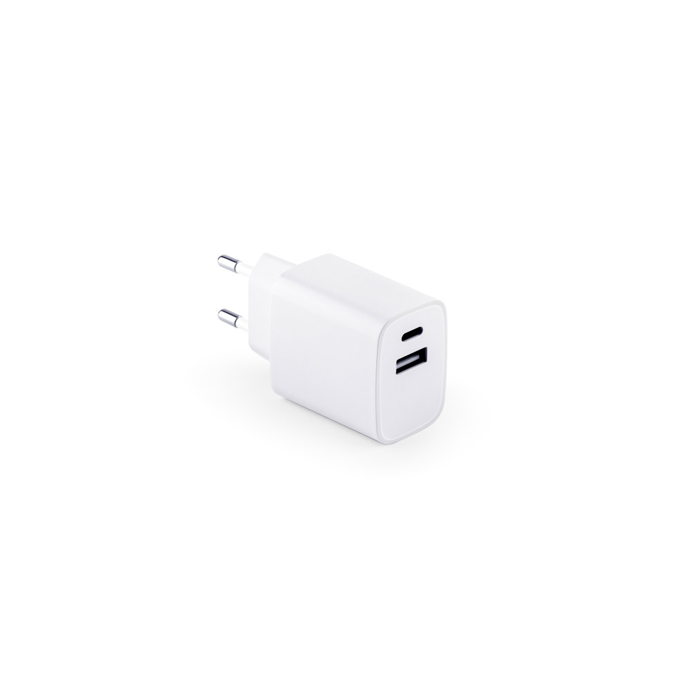 WEGENER. Adaptador de corrente com porta USB-A 18W e USB-C 20W em ABS 100% reciclado personalizado