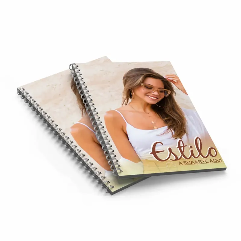 Catálogo · Capa Couchê 250g e Miolo Couchê 150g · Vertical com Wire o · 15x21 Cm personalizado com a sua marca