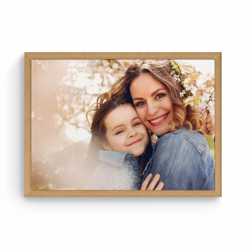 Quadros e Molduras · Moldura de Madeira Envelopada Carvalho personalizado com a sua marca